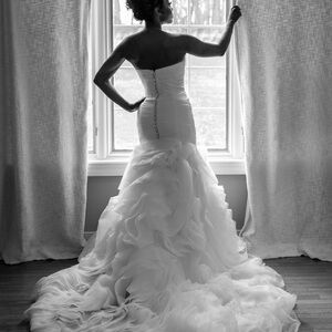 Elegant White Strapless Wedding Dress